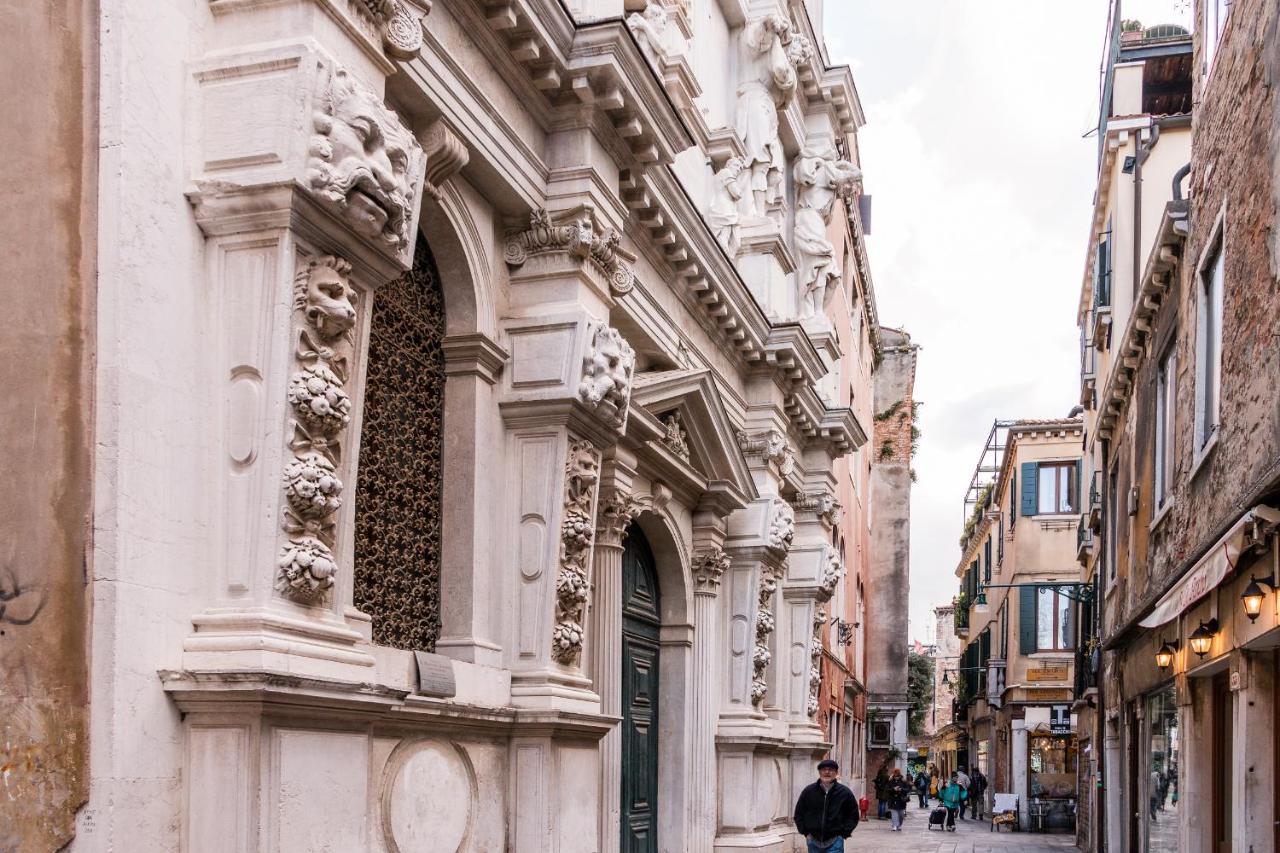 Doge'S Pantheon & St.Mark School In Hidden Venedik Dış mekan fotoğraf